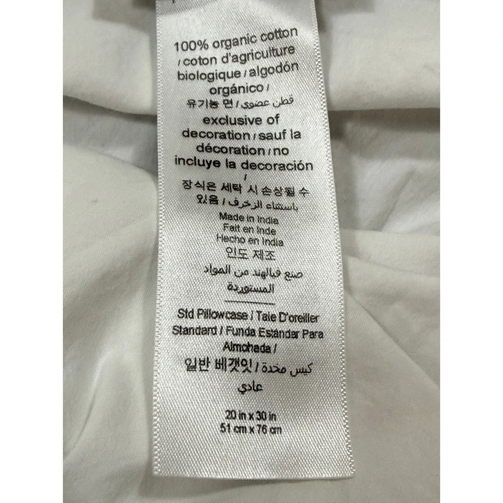 Pottery Barn Kids White Organic Cotton Pink Wavy Rickrack Pillowcases Set of 2